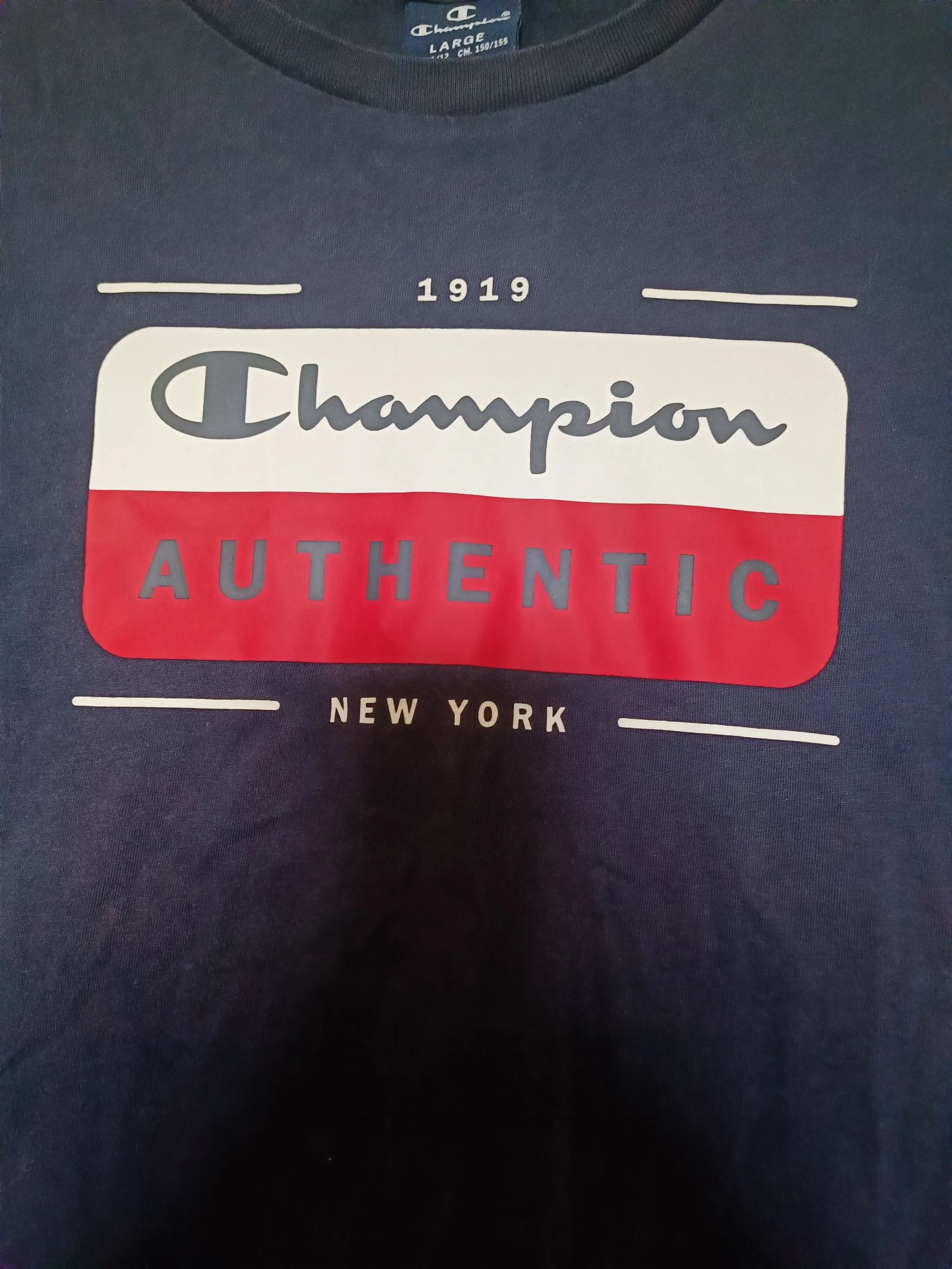 Champion boys' t-shirt size 11/12 years very good condition navy blue color – photo 2